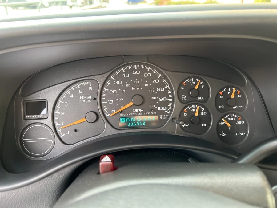 2002 GMC Sierra 2nd Gen - Image 9 of 11