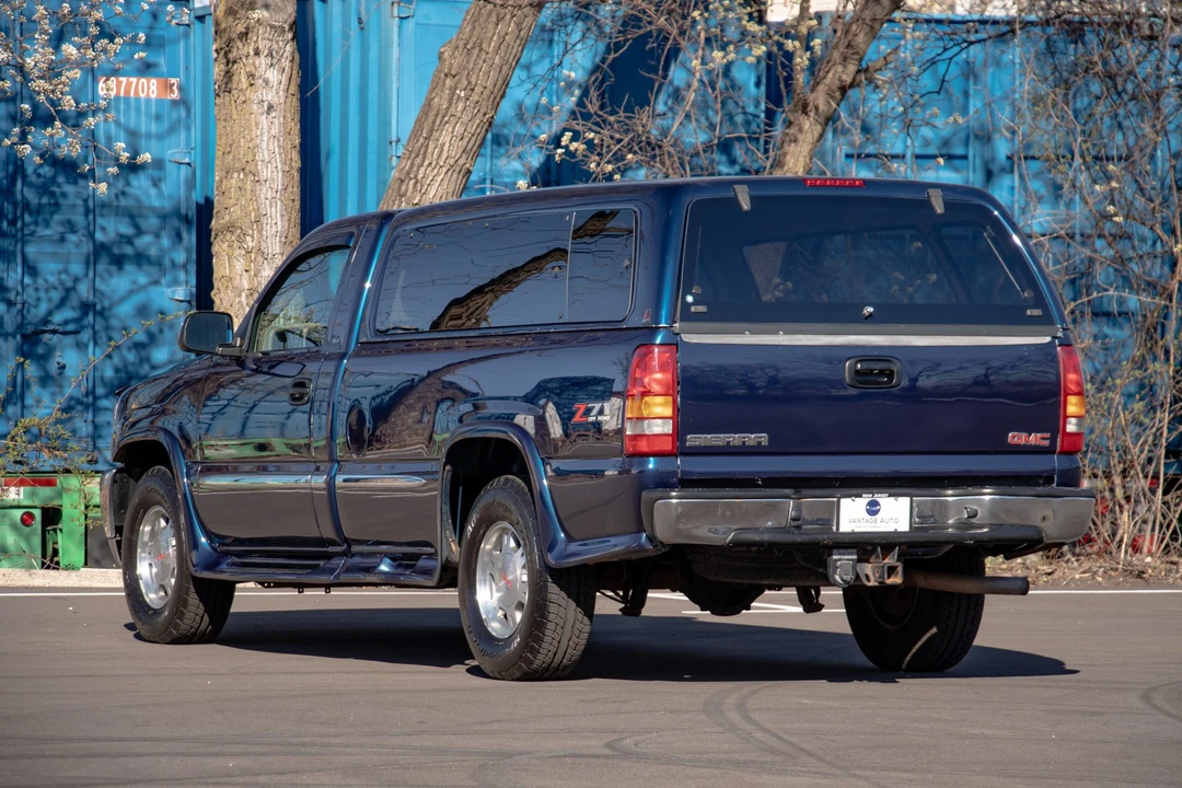 2002 GMC Sierra 2nd Gen - Image 8 of 31