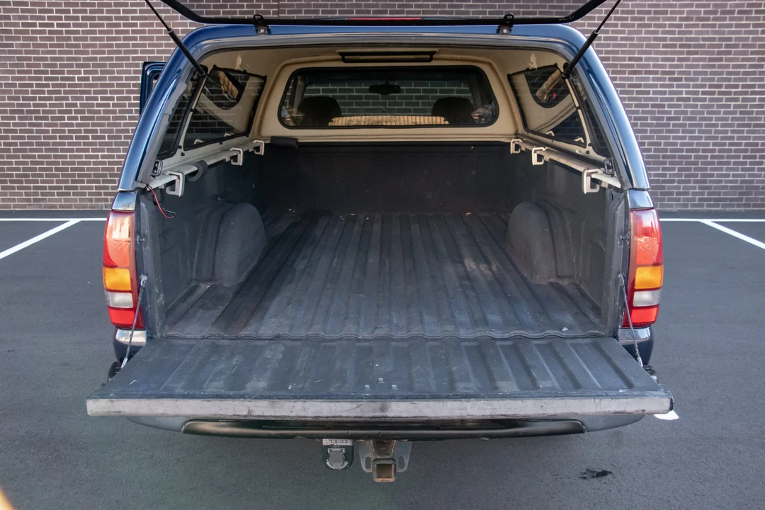 2002 GMC Sierra 2nd Gen - Image 27 of 31