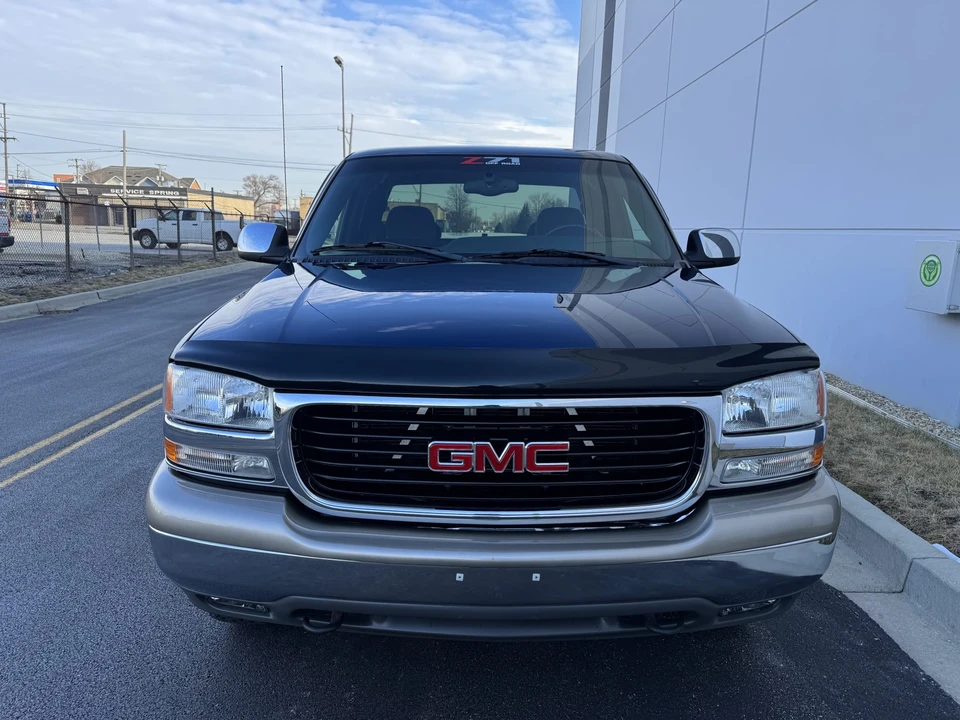 2002 GMC Sierra 2nd Gen - Image 11 of 31