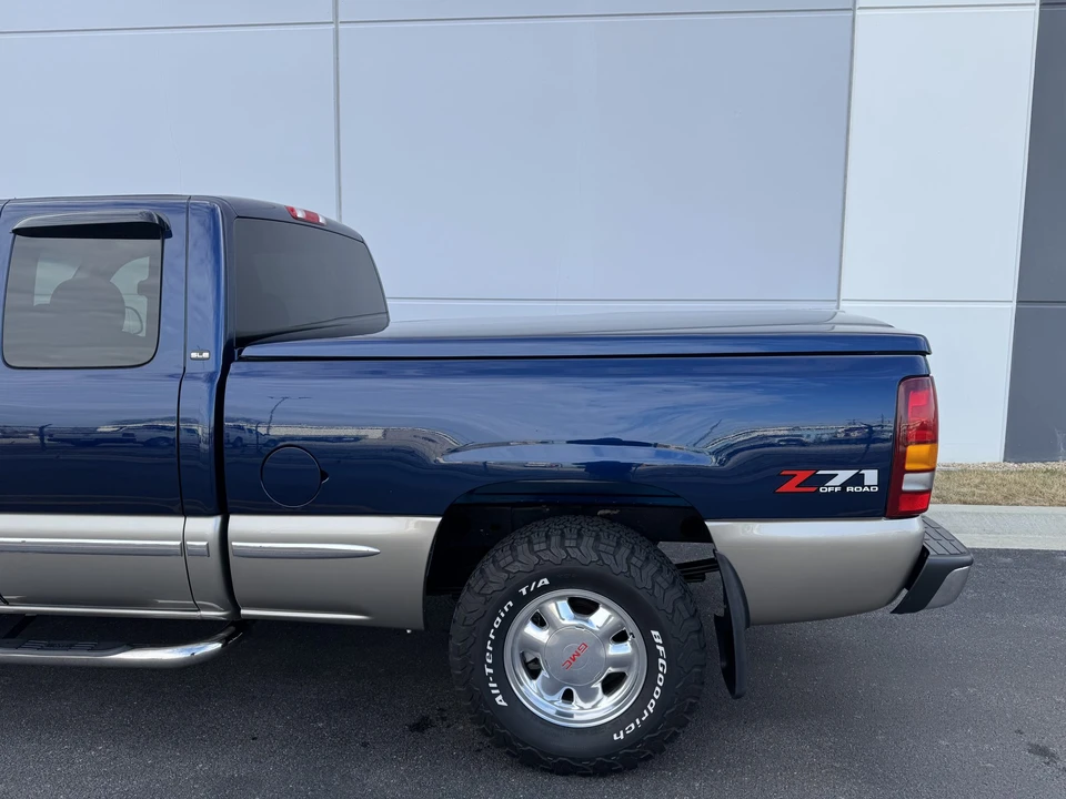 2002 GMC Sierra 2nd Gen - Image 14 of 31