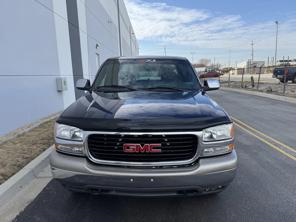 2002 GMC Sierra 2nd Gen - Image 10 of 31