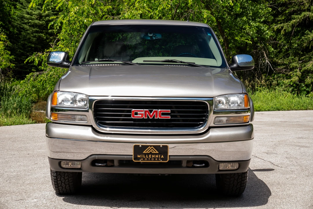 2002 GMC Sierra 2nd Gen - Image 8 of 31