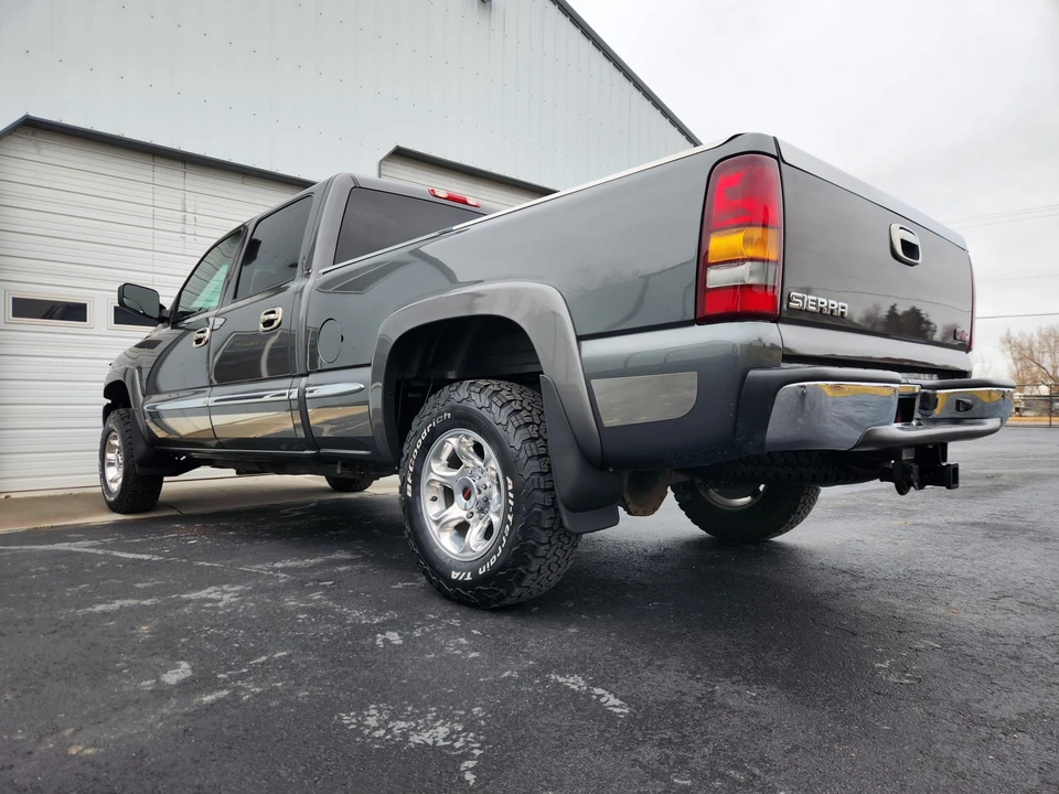 2002 GMC Sierra 1st Gen - Image 17 of 31