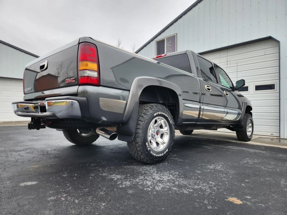 2002 GMC Sierra 1st Gen - Image 15 of 31