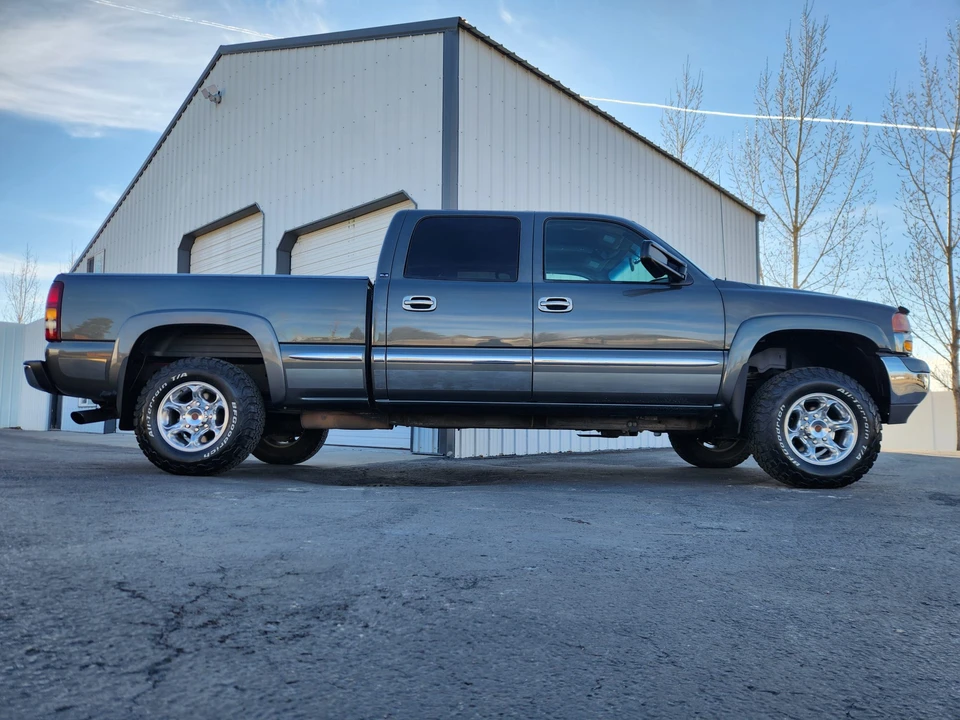 2002 GMC Sierra 1st Gen - Image 10 of 31