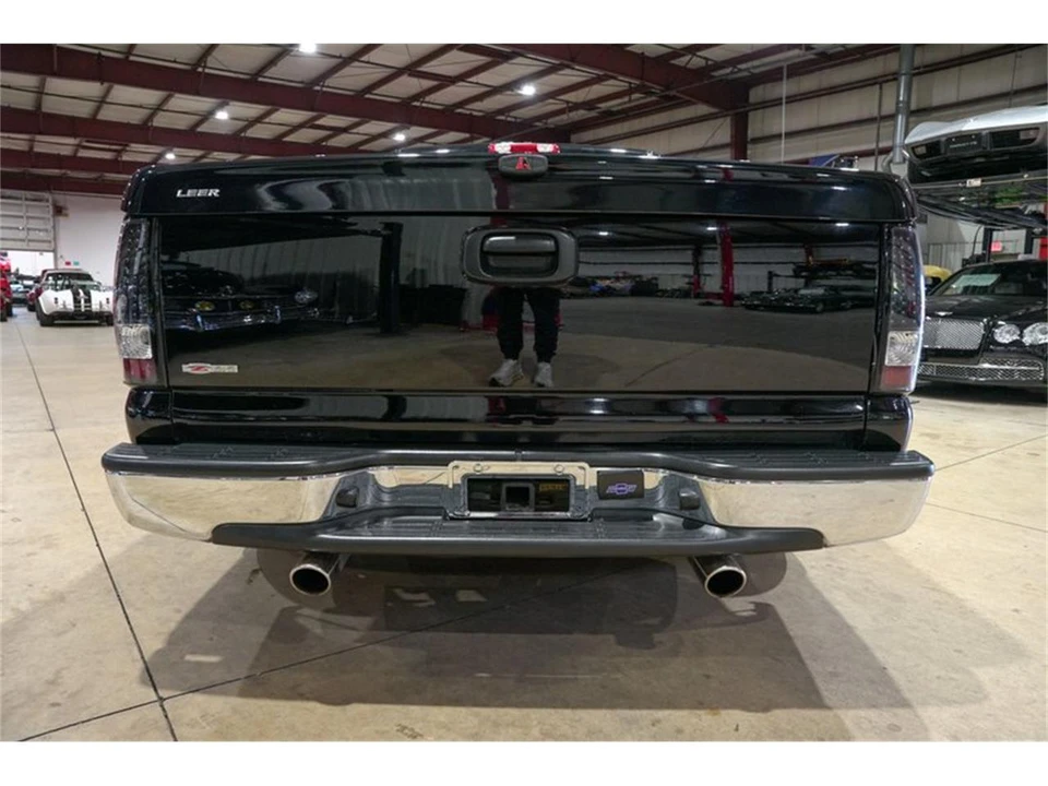 2002 GMC Sierra 1st Gen - Image 7 of 31