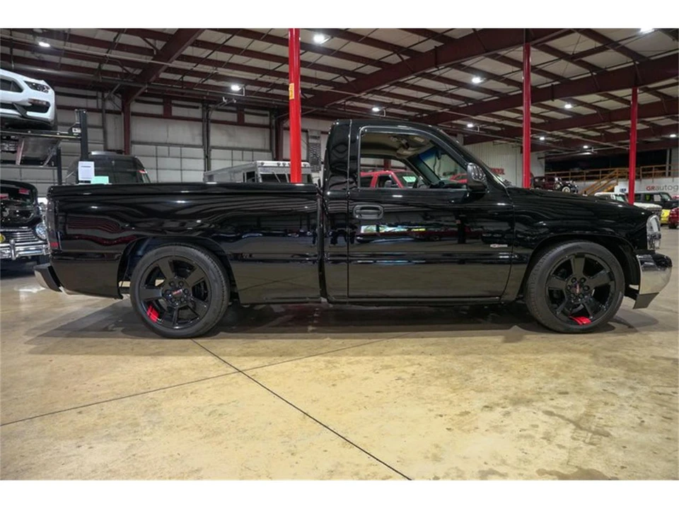 2002 GMC Sierra 1st Gen - Image 10 of 31