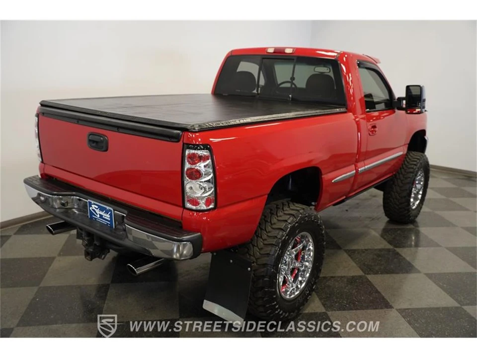 2002 GMC Sierra 1st Gen - Image 28 of 31