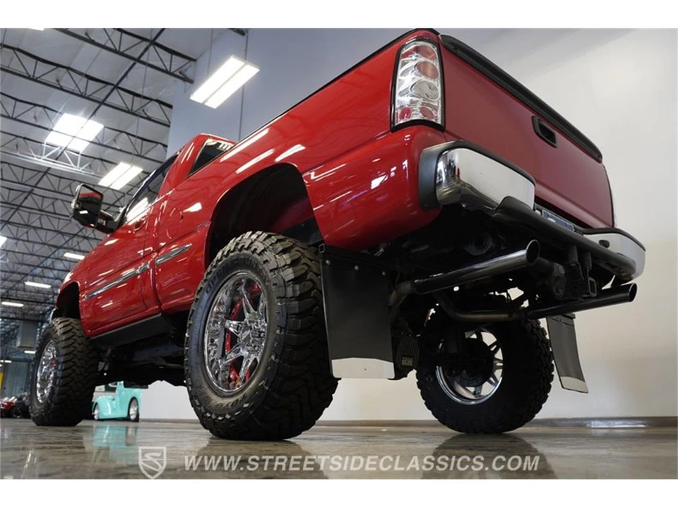 2002 GMC Sierra 1st Gen - Image 25 of 31