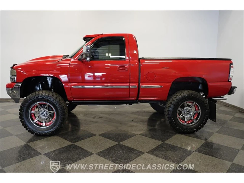 2002 GMC Sierra 1st Gen - Image 8 of 31