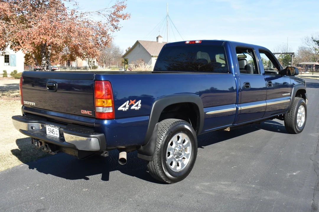2002 GMC Sierra Heavy Duty 2nd Gen - Image 4 of 31
