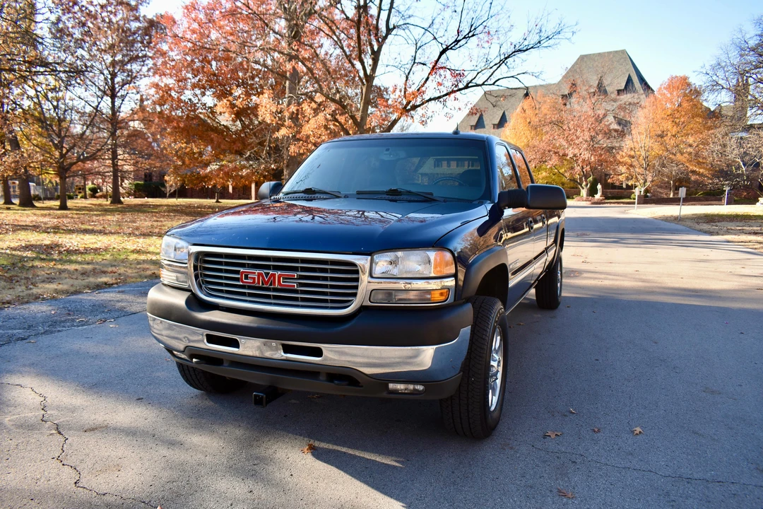 2002 GMC Sierra Heavy Duty 2nd Gen - Image 24 of 31