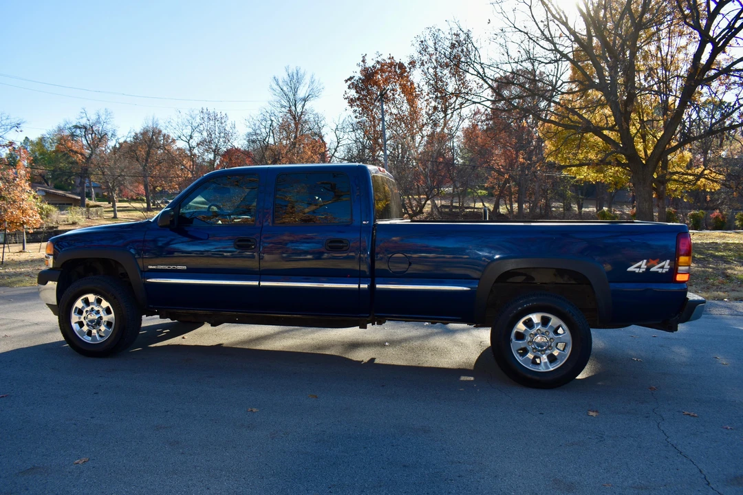 2002 GMC Sierra Heavy Duty 2nd Gen - Image 30 of 31