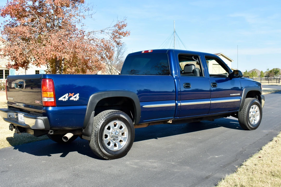 2002 GMC Sierra Heavy Duty 2nd Gen - Image 16 of 31