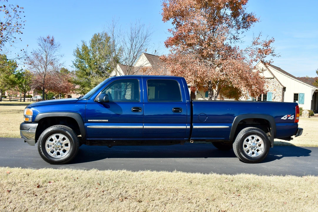 2002 GMC Sierra Heavy Duty 2nd Gen - Image 9 of 31