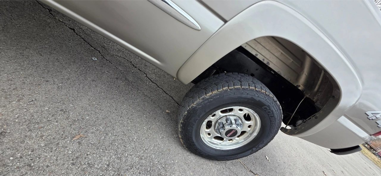 2002 GMC Sierra 1st Gen - Image 3 of 21