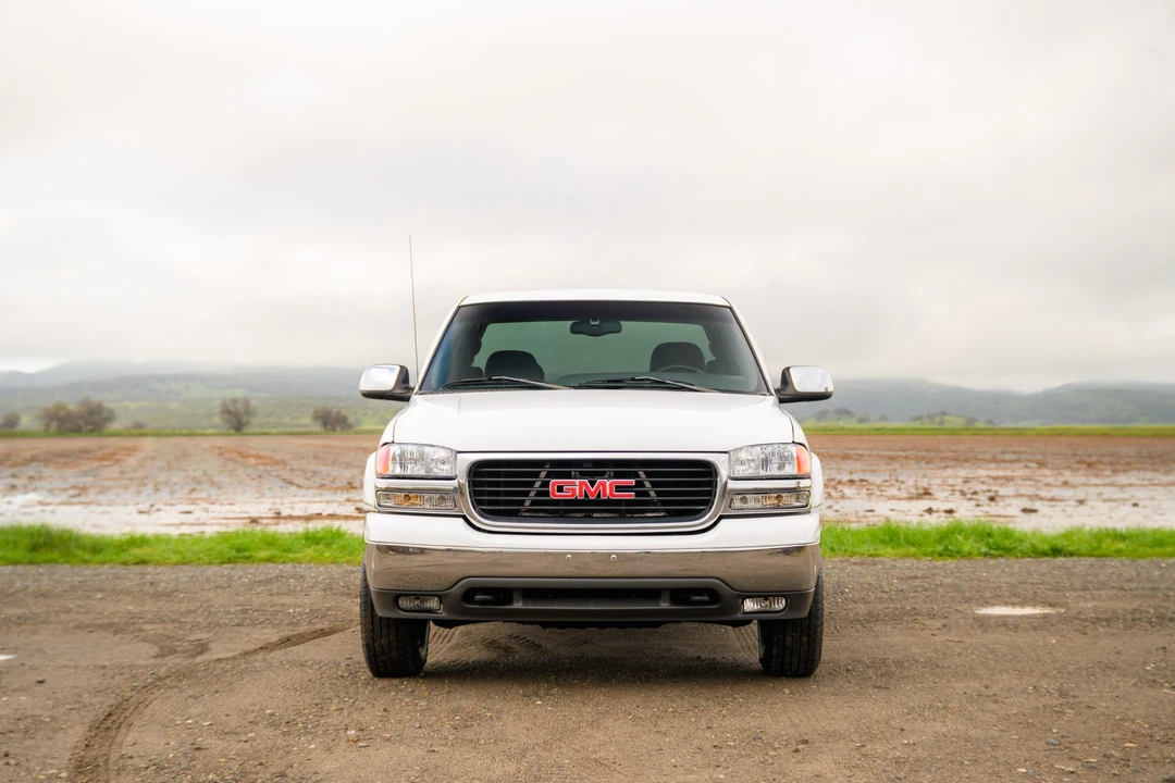 2002 GMC Sierra Heavy Duty 2nd Gen - Image 18 of 31
