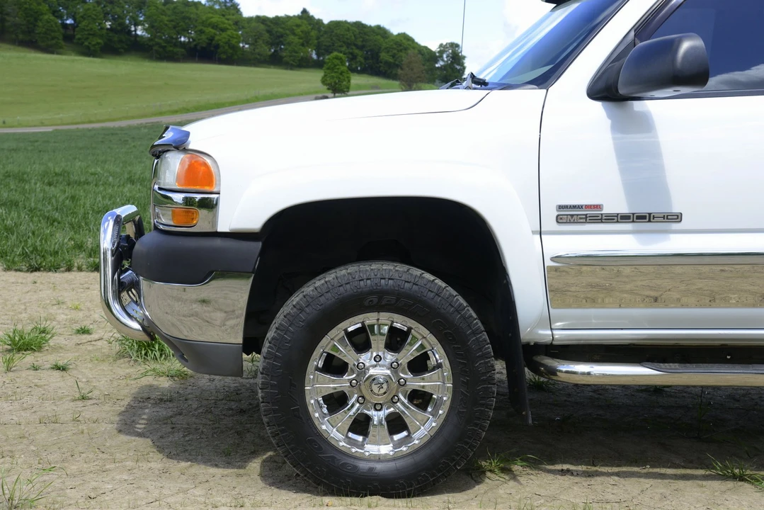 2002 GMC Sierra Heavy Duty 2nd Gen - Image 29 of 31