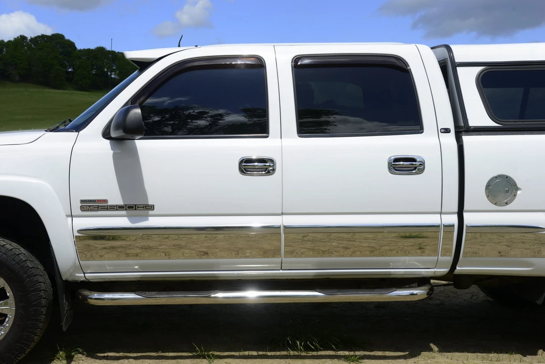 2002 GMC Sierra Heavy Duty 2nd Gen - Image 30 of 31