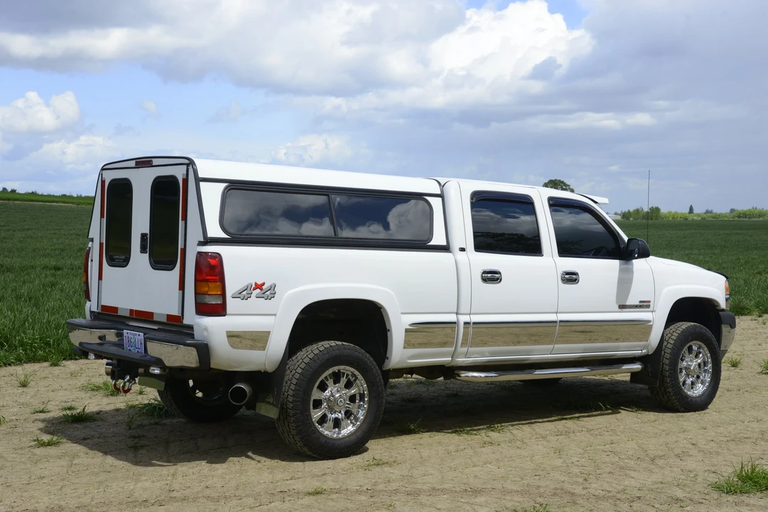2002 GMC Sierra Heavy Duty 2nd Gen - Image 20 of 31