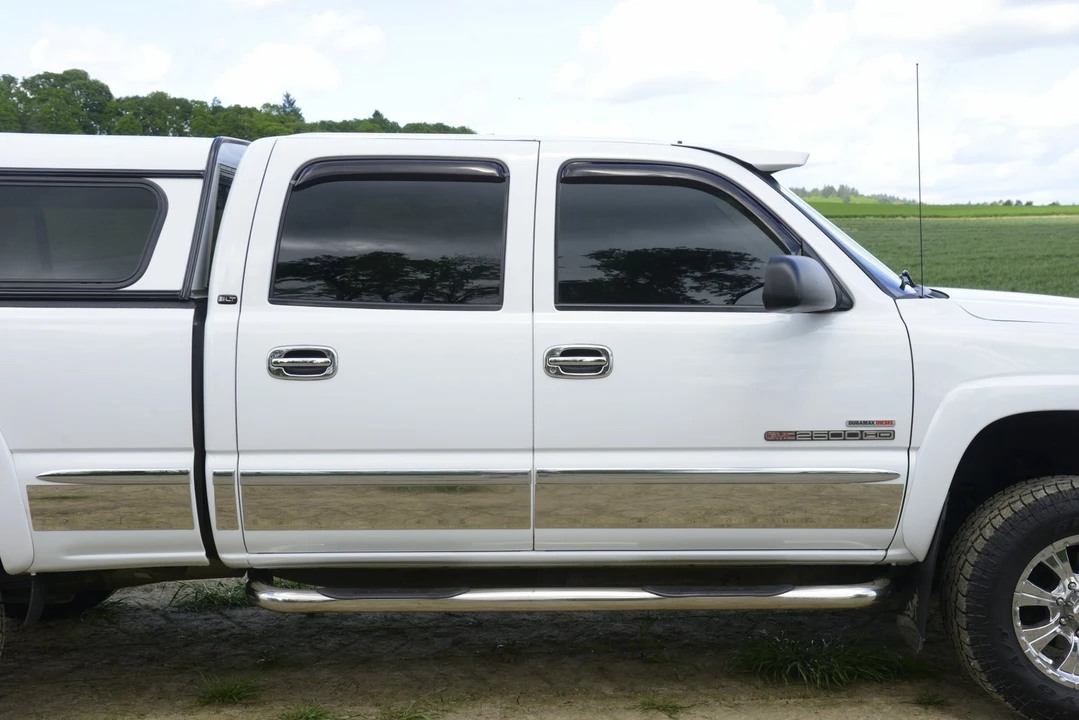 2002 GMC Sierra Heavy Duty 2nd Gen - Image 27 of 31