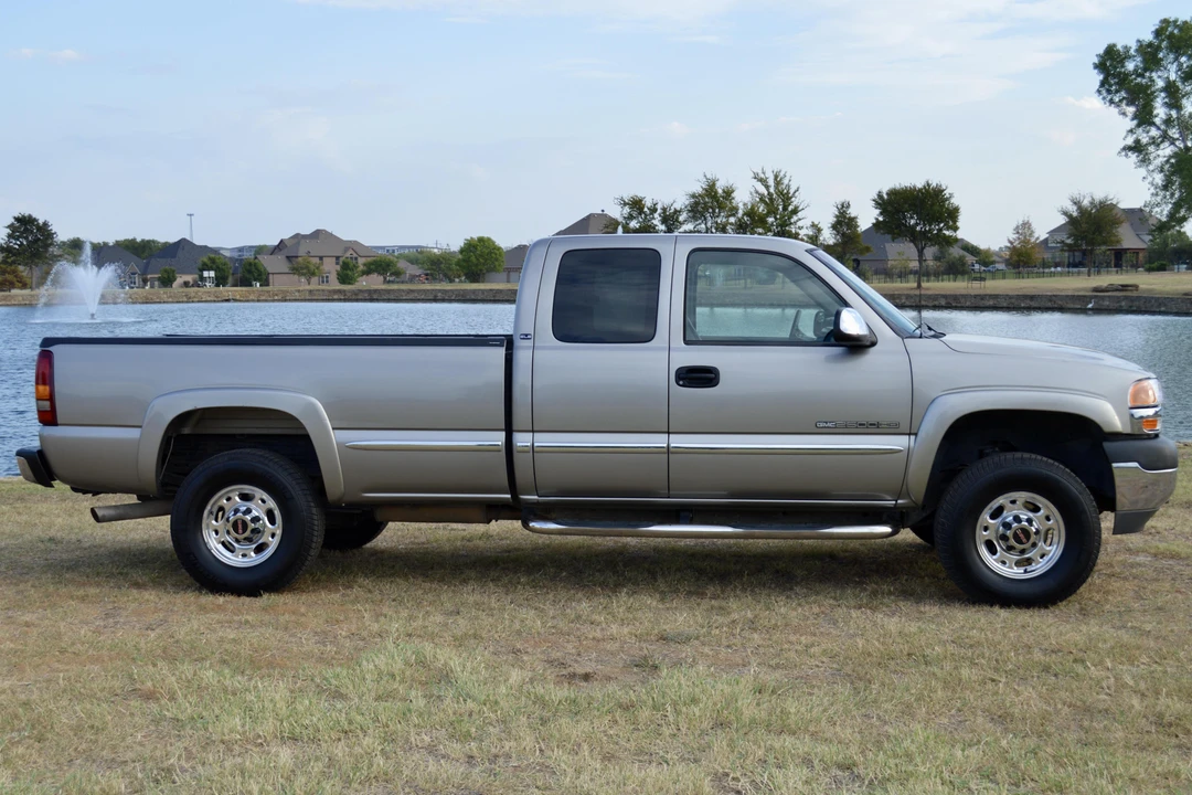 2002 GMC Sierra Heavy Duty 2nd Gen - Image 8 of 8