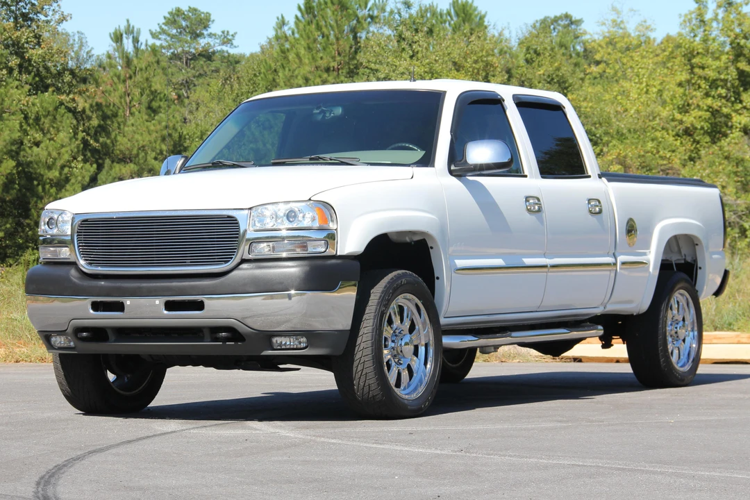 2002 GMC Sierra Heavy Duty 2nd Gen - Image 6 of 17