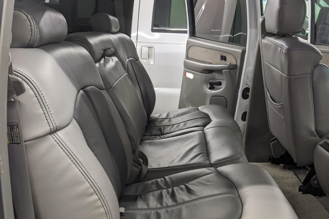 2002 GMC Sierra Heavy Duty 2nd Gen - Image 14 of 17