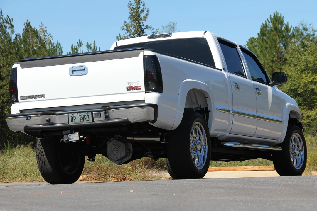 2002 GMC Sierra Heavy Duty 2nd Gen - Image 4 of 17