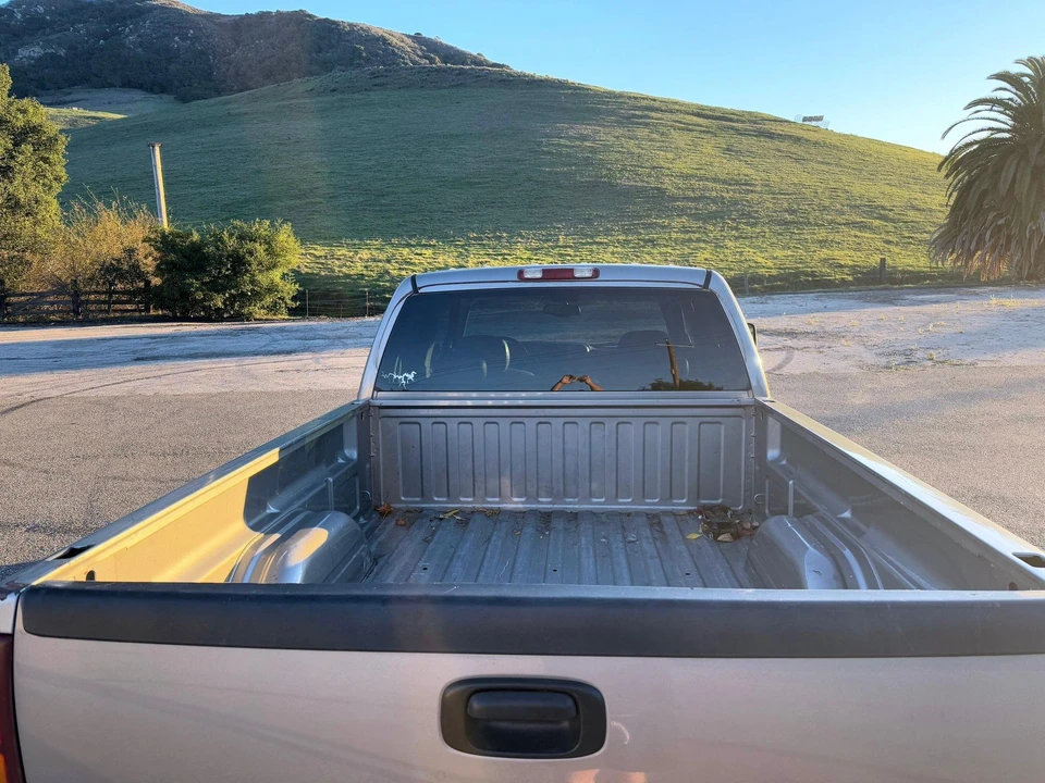 2002 GMC Sierra Heavy Duty 2nd Gen - Image 25 of 31