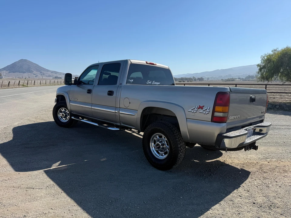 2002 GMC Sierra Heavy Duty 2nd Gen - Image 11 of 31