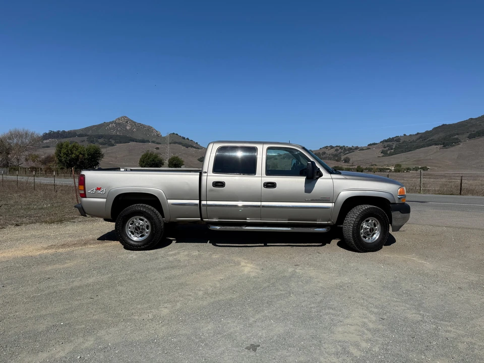 2002 GMC Sierra Heavy Duty 2nd Gen - Image 12 of 31