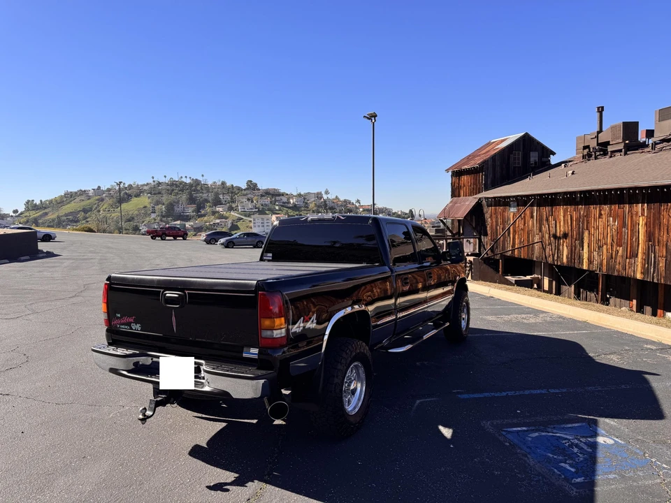 2002 GMC Sierra Heavy Duty 2nd Gen - Image 10 of 31