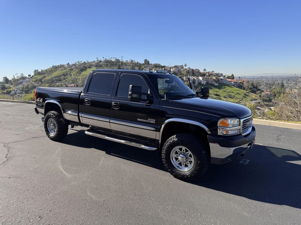 2002 GMC Sierra Heavy Duty 2nd Gen - Image 16 of 31