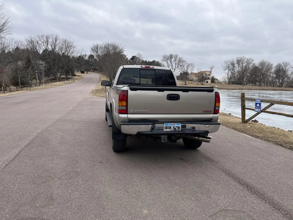 2002 GMC Sierra Heavy Duty 2nd Gen - Image 26 of 31