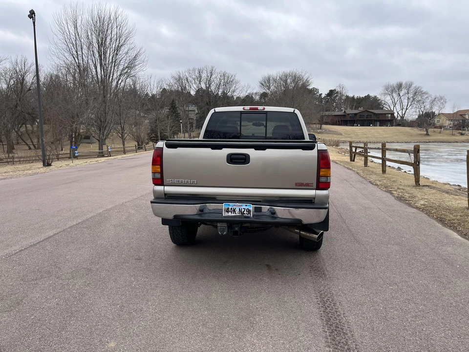 2002 GMC Sierra Heavy Duty 2nd Gen - Image 29 of 31