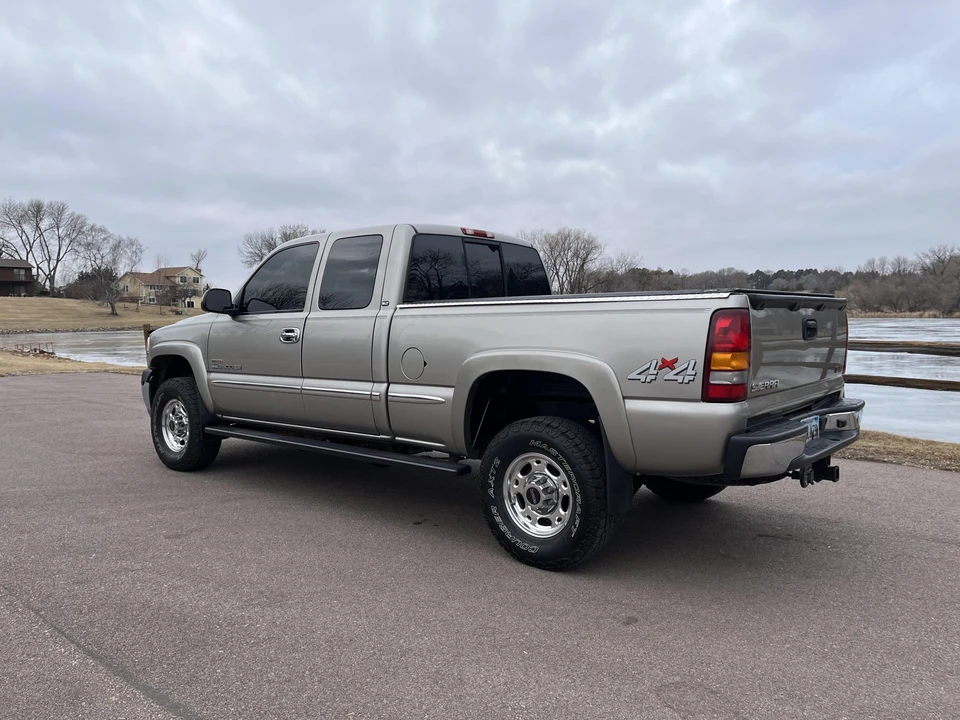 2002 GMC Sierra Heavy Duty 2nd Gen - Image 19 of 31
