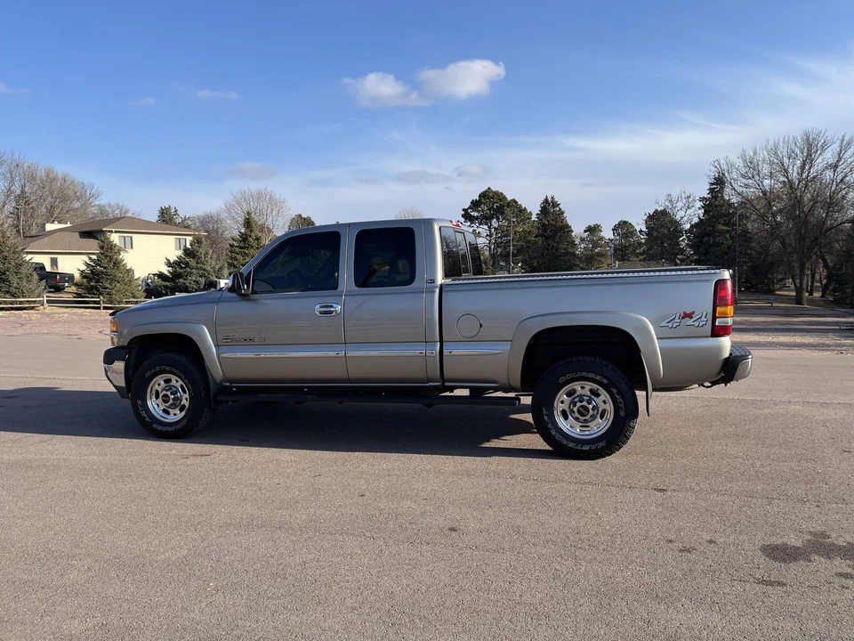 2002 GMC Sierra Heavy Duty 2nd Gen - Image 12 of 31