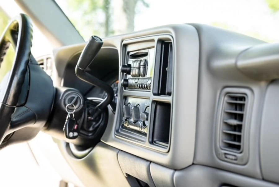 2002 GMC Sierra Heavy Duty 2nd Gen - Image 25 of 25