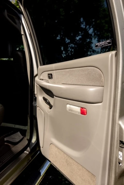2002 GMC Sierra Heavy Duty 2nd Gen - Image 21 of 25