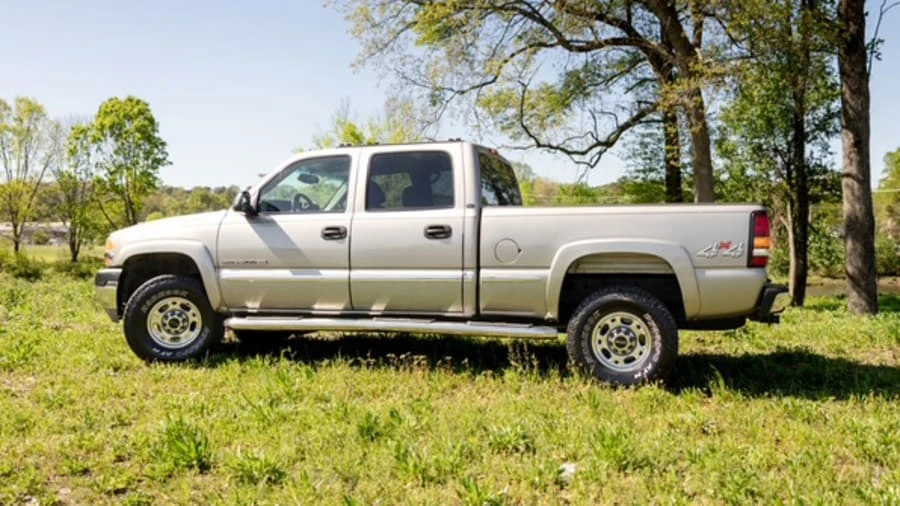2002 GMC Sierra Heavy Duty 2nd Gen - Image 6 of 25