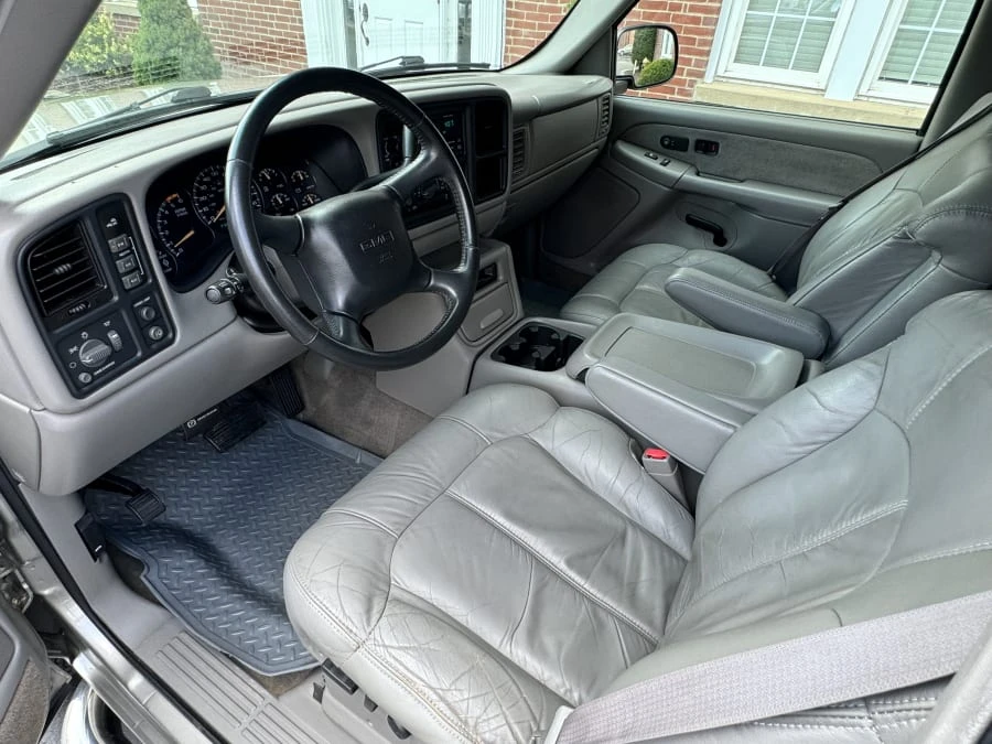 2002 GMC Sierra Heavy Duty 2nd Gen - Image 5 of 10