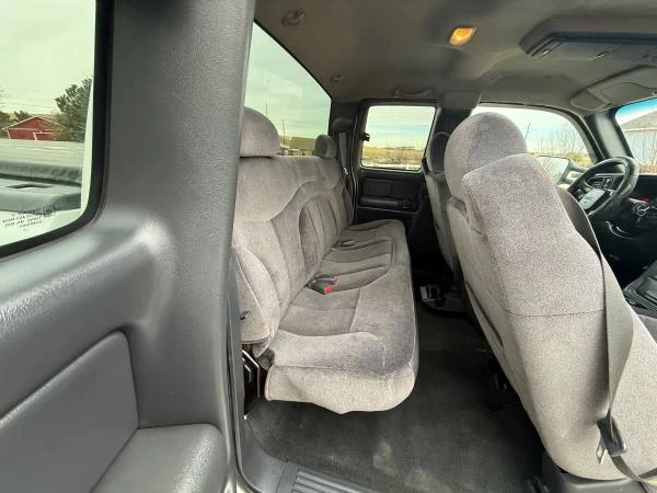2002 GMC Sierra Heavy Duty 2nd Gen - Image 9 of 15