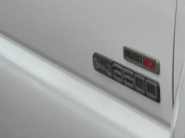 2002 GMC Sierra Heavy Duty 2nd Gen - Image 11 of 15