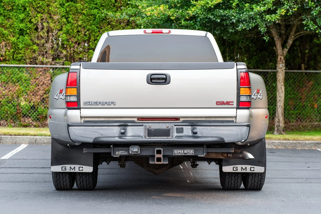 2002 GMC Sierra Heavy Duty 2nd Gen - Image 5 of 31