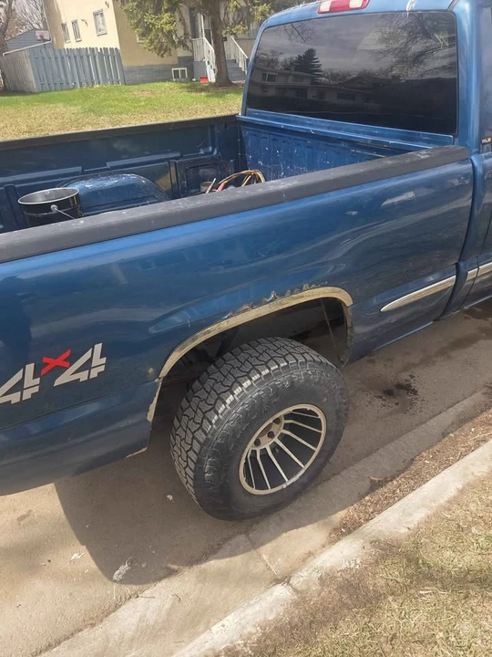 2002 GMC Sierra 1st Gen - Image 8 of 8