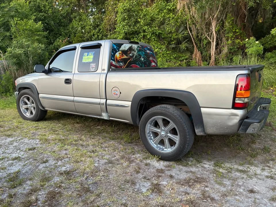 2002 GMC Sierra 1st Gen - Image 3 of 12
