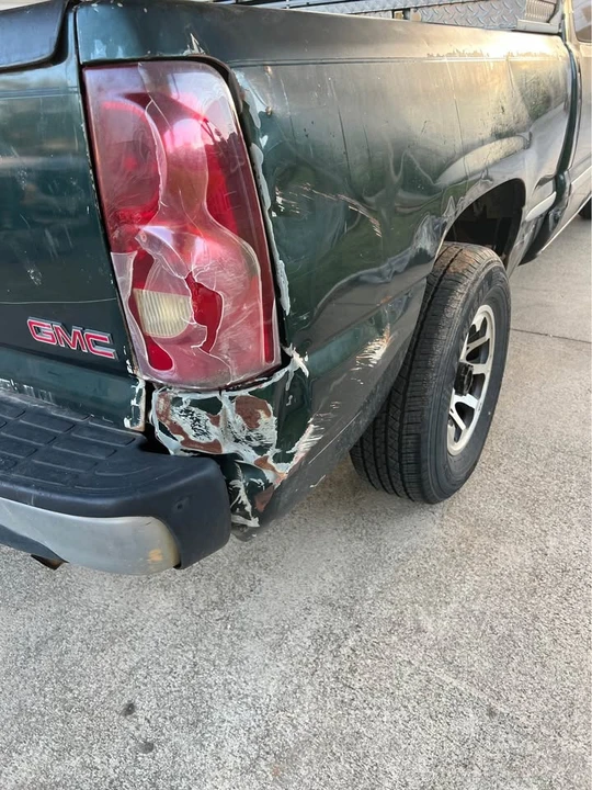 2002 GMC Sierra 1st Gen - Image 17 of 20