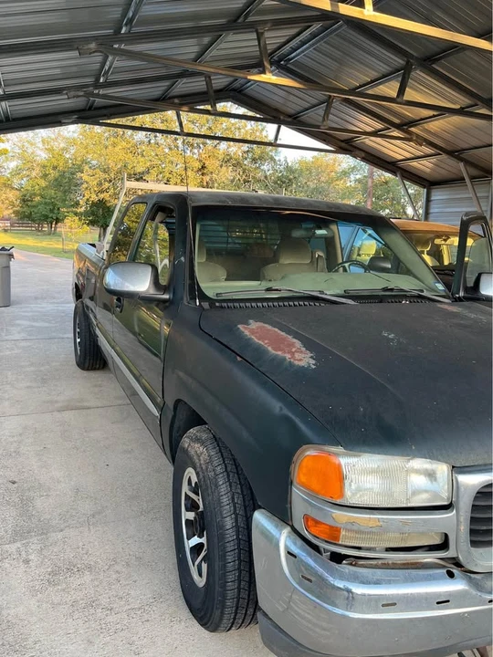 2002 GMC Sierra 1st Gen - Image 2 of 20